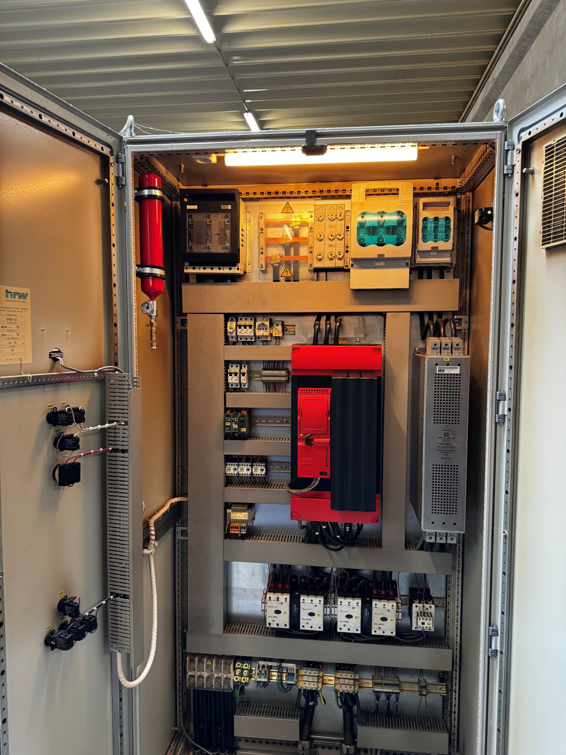 Schaltschrank AMFE Mini-Feuerlöscher