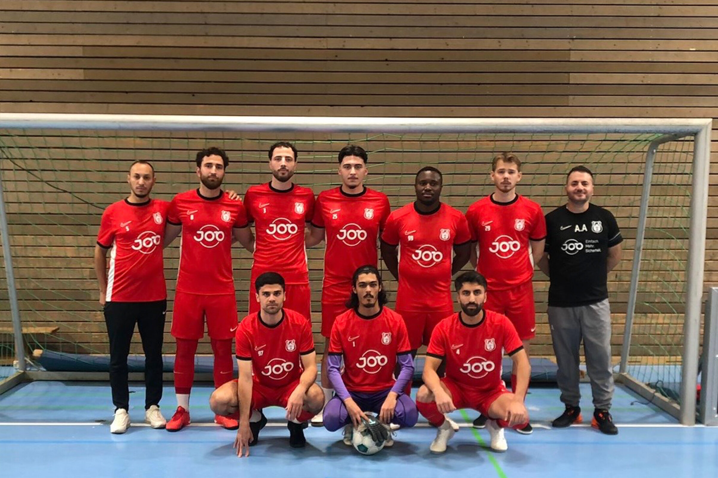 FC Ahrensburg Spieler JOB Trikots